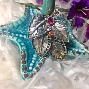 Lg Leaf Ring w Silver w Colored Stones Adjustable